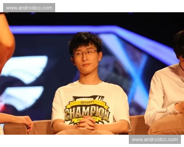 《英雄不朽的荣耀与挑战 LGD战队如何塑造传奇篇章》 《英雄不朽的荣耀与挑战 LGD战队如何塑造传奇篇章》